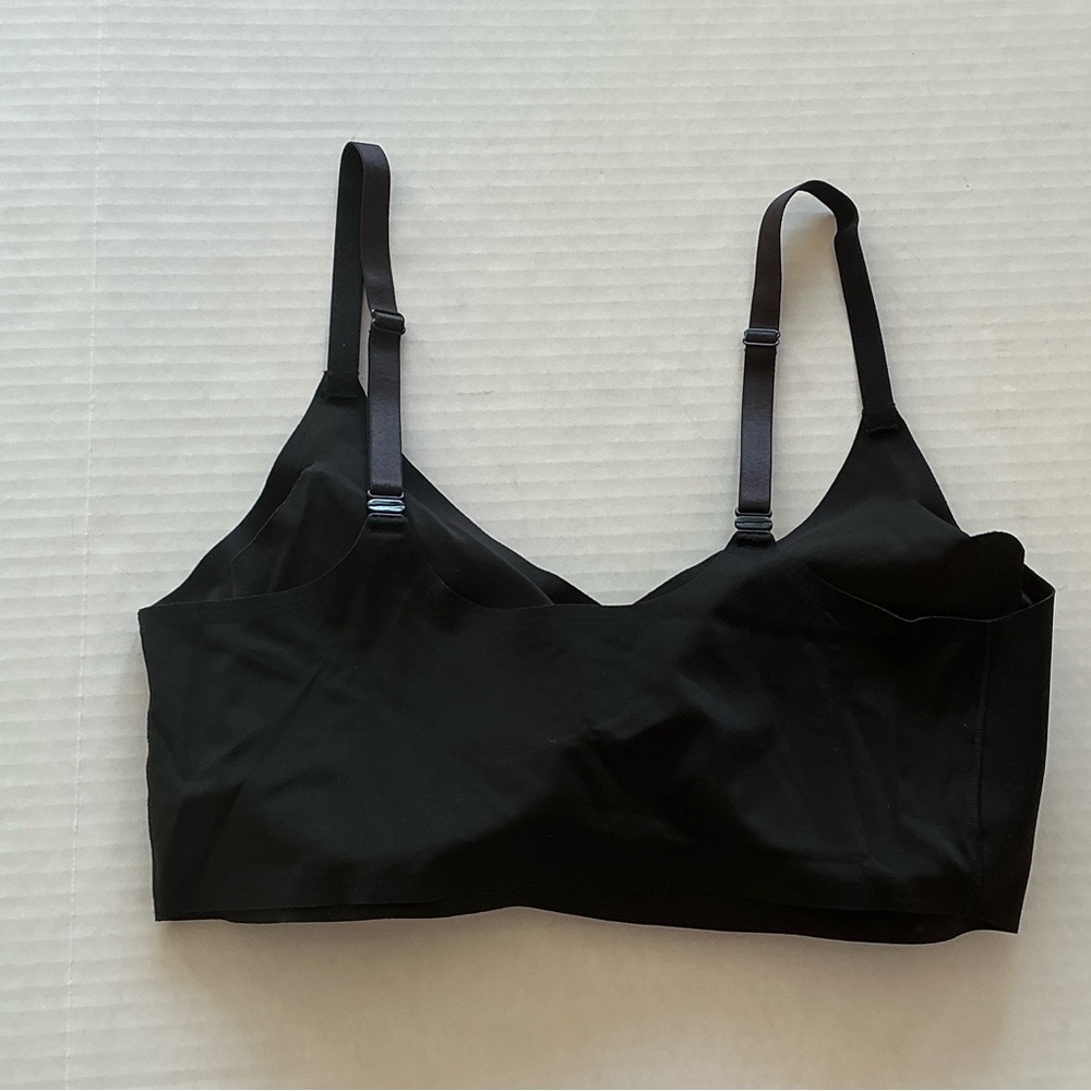 True & Co The True Body Triangle Convertible Strap Bralette View 6
